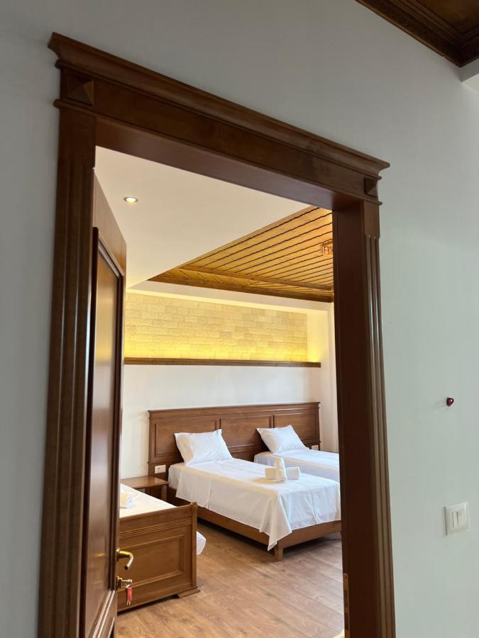 Hotel With Castle View Gjirokastër 外观 照片